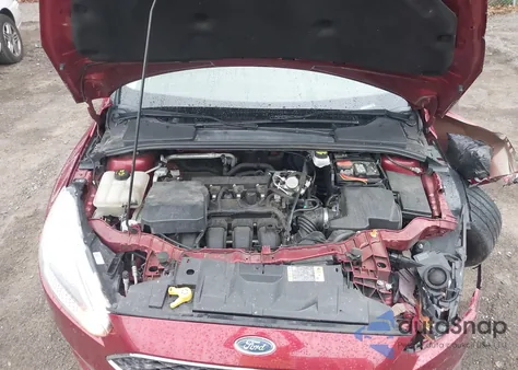 2017 Ford Focus Se z USA, uszkodzony, nr VIN 1FADP3K25HL338653